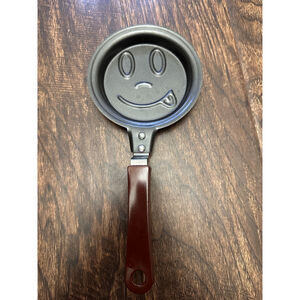Smiley Face Mini Pancake Frying Pan Non-Stick Skillet Cute Breakfast Cookware